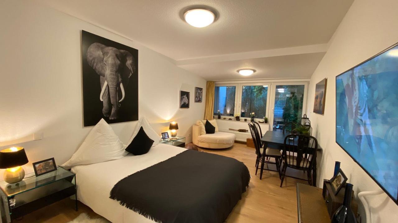 Apartment 900M To Exhibition Düsseldorf Exteriör bild
